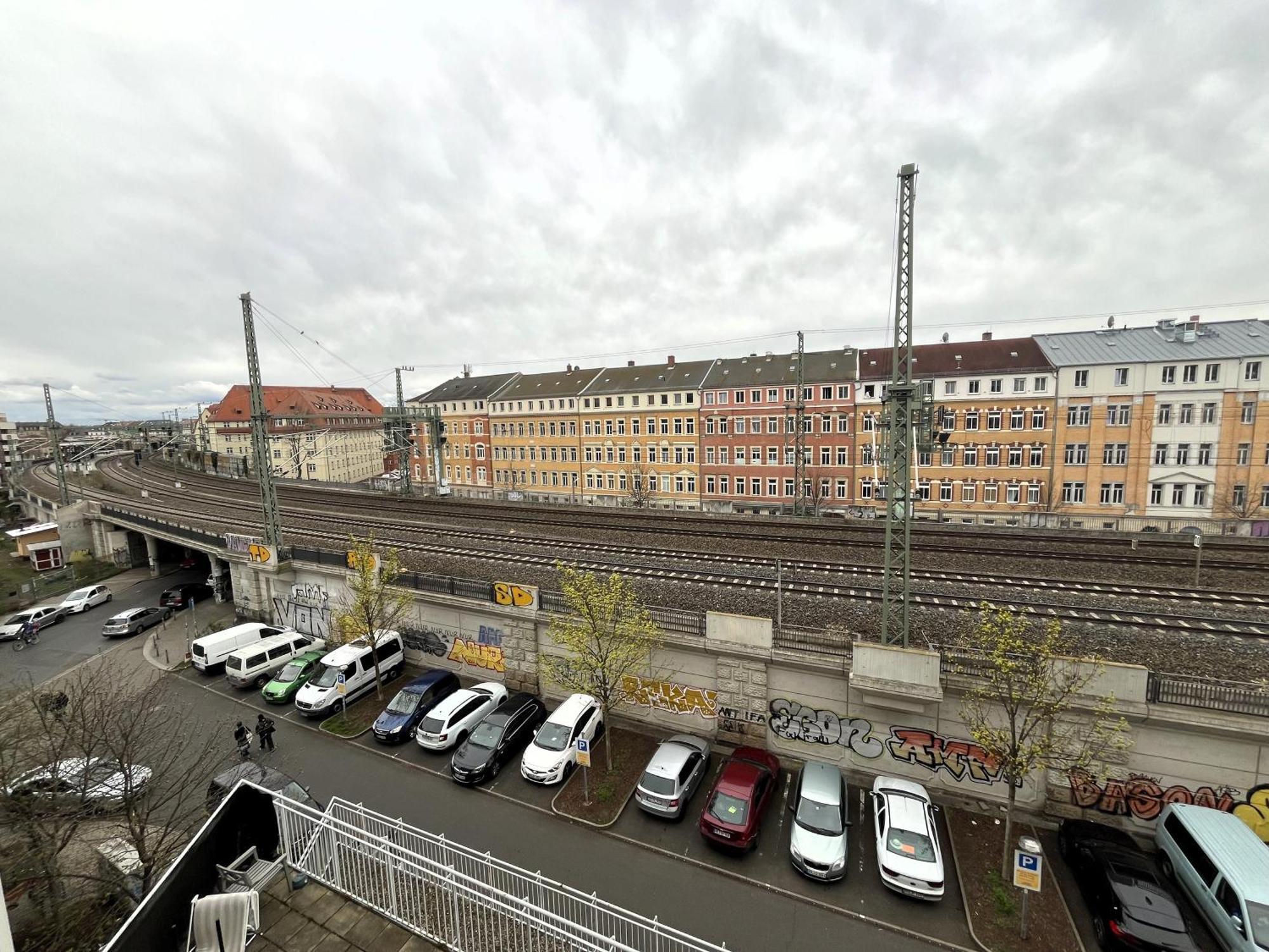 Wohnperle Neustadt - Zentral, Kostenloser Parkplatz, Lift, Klimaanlage 德累斯顿 外观 照片